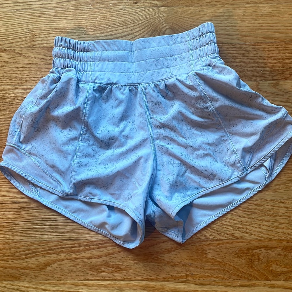 Lululemon, size 0, High rise hotty-hot 2.5.